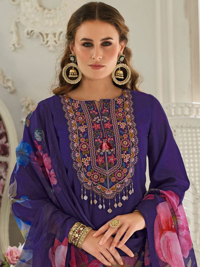 Indyancart IE Floral Embroidered Regular Sequinned Kurta With Trousers & Dupatta