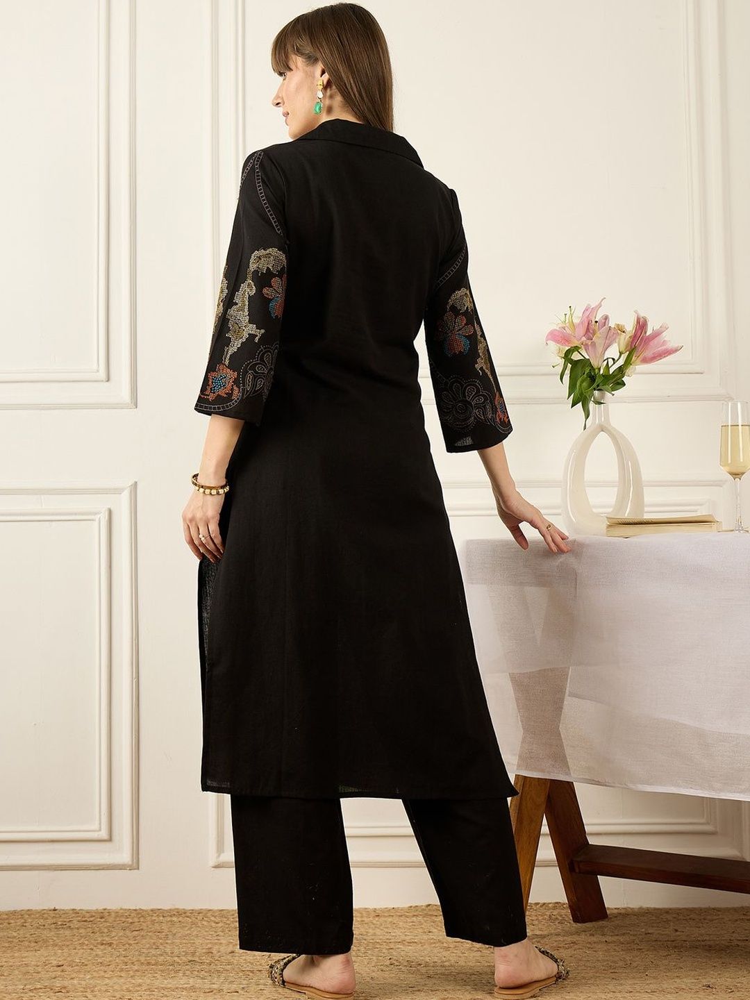 Women Ethnic Motifs Embroidered Regular Thread Work Pure Cotton Kurta with Palazzos