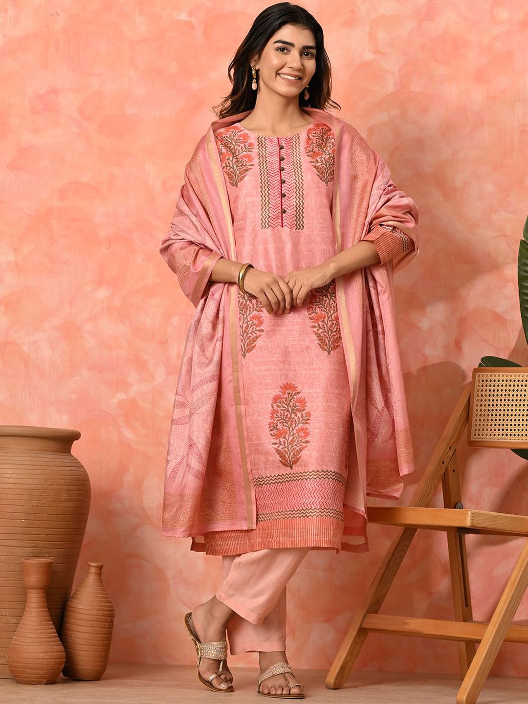 Indyancart SN Women's Floral Printed Kurta with Trousers & Dupatta