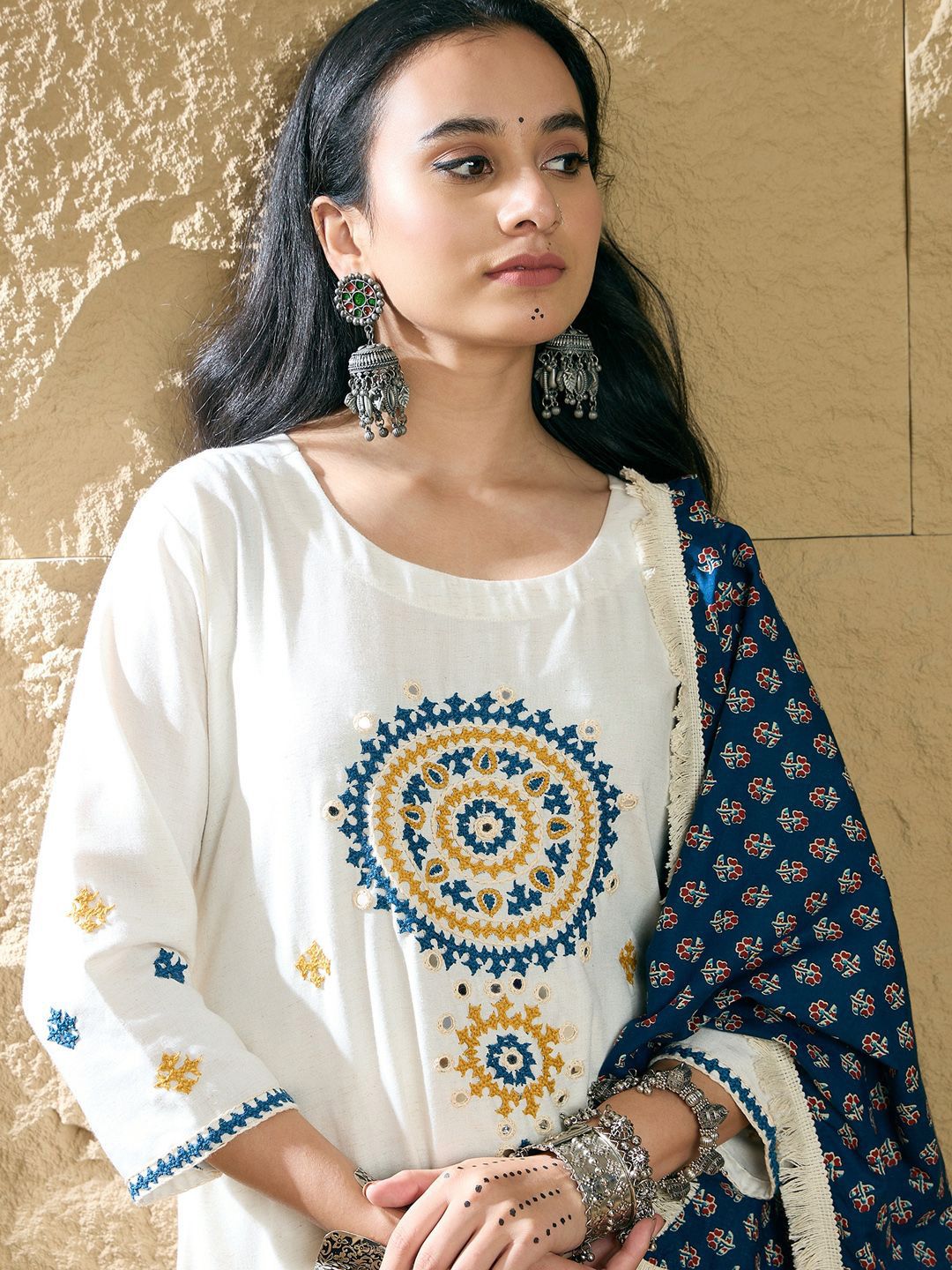 Indyancart IE Women Ethnic Motifs Embroidered Kurta with Trousers & Dupatta