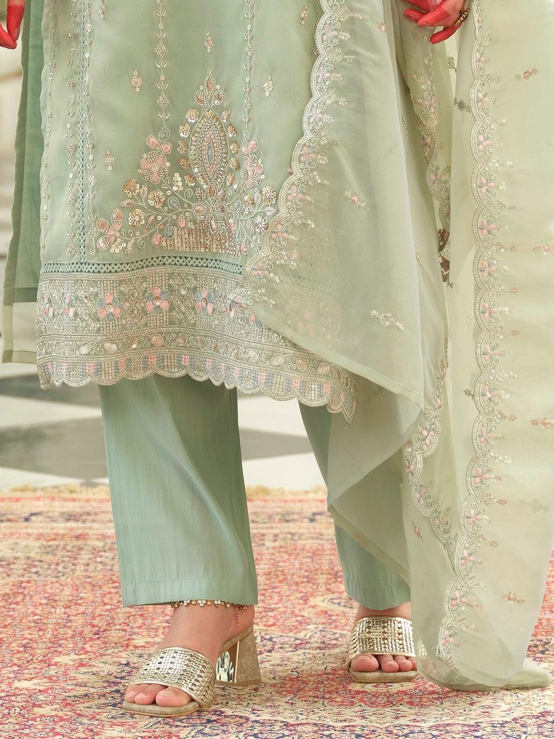 Ethnic Motifs Embroidered Sequinned Kurta With Trousers & Dupatta