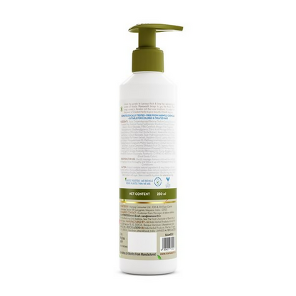 Mamaearth Kerala Thaali Shampoo bottle with label, showing a natural hair care product for healthy, shiny hair.