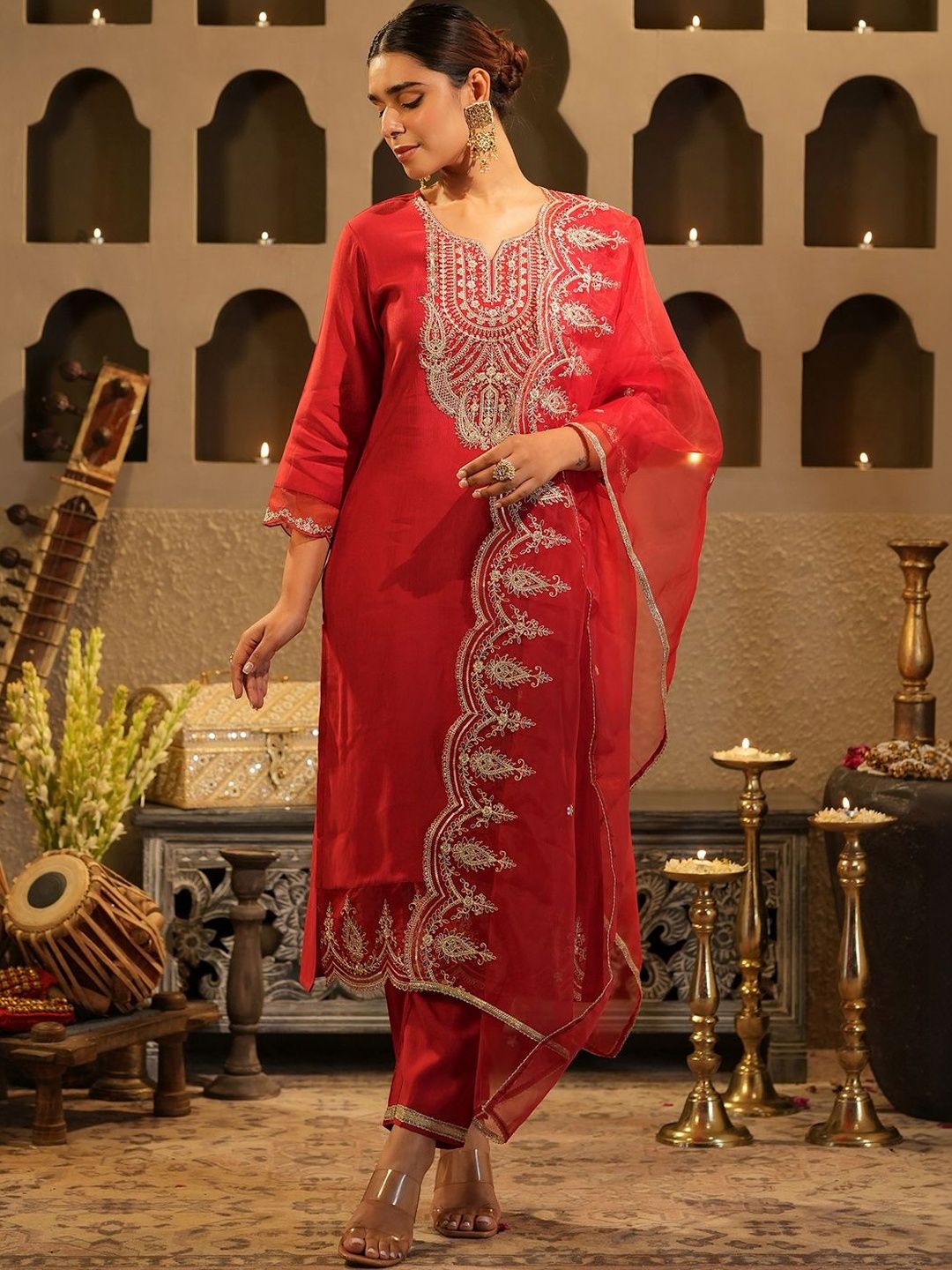 Women Ethnic Motifs Embroidered Regular Liva Kurta with Trousers & With Dupatta