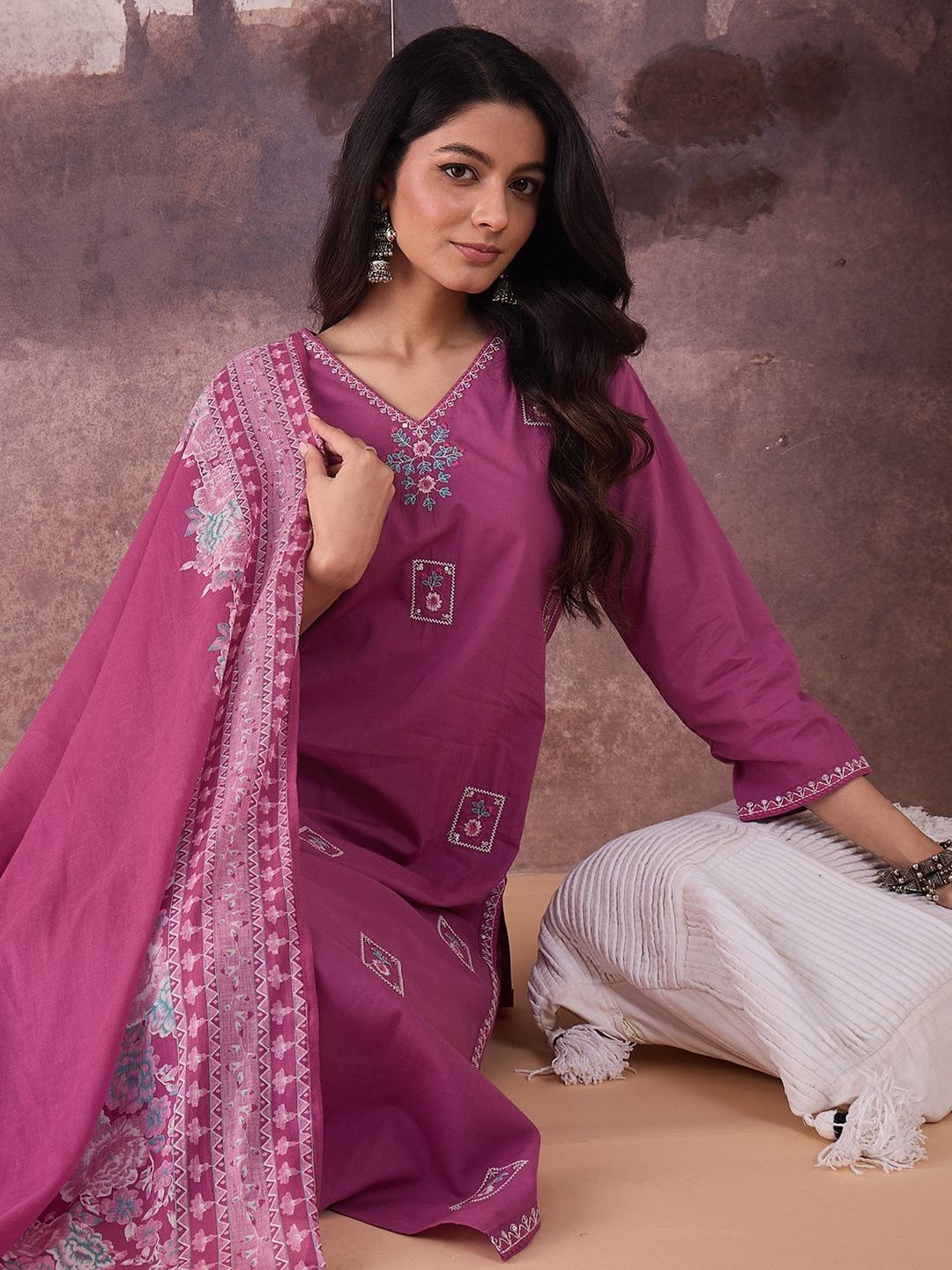 Floral Printed Regular Thread Work Pure Cotton Kurta With Trousers & Dupatta