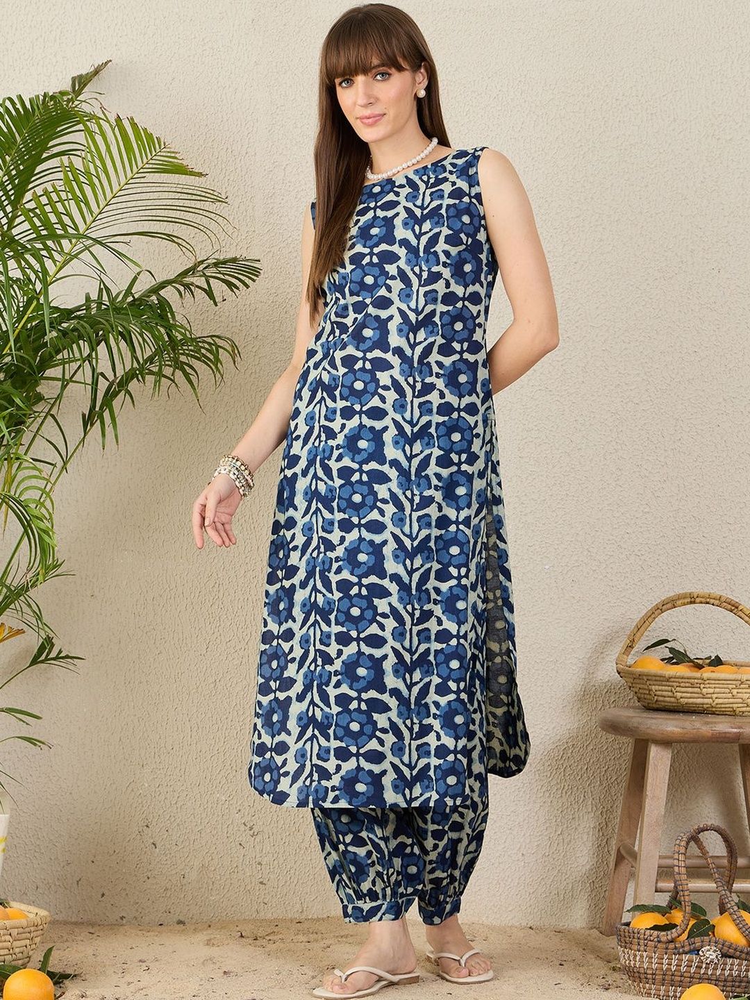 Women Printed Regular Pure Cotton Kurta with Salwar