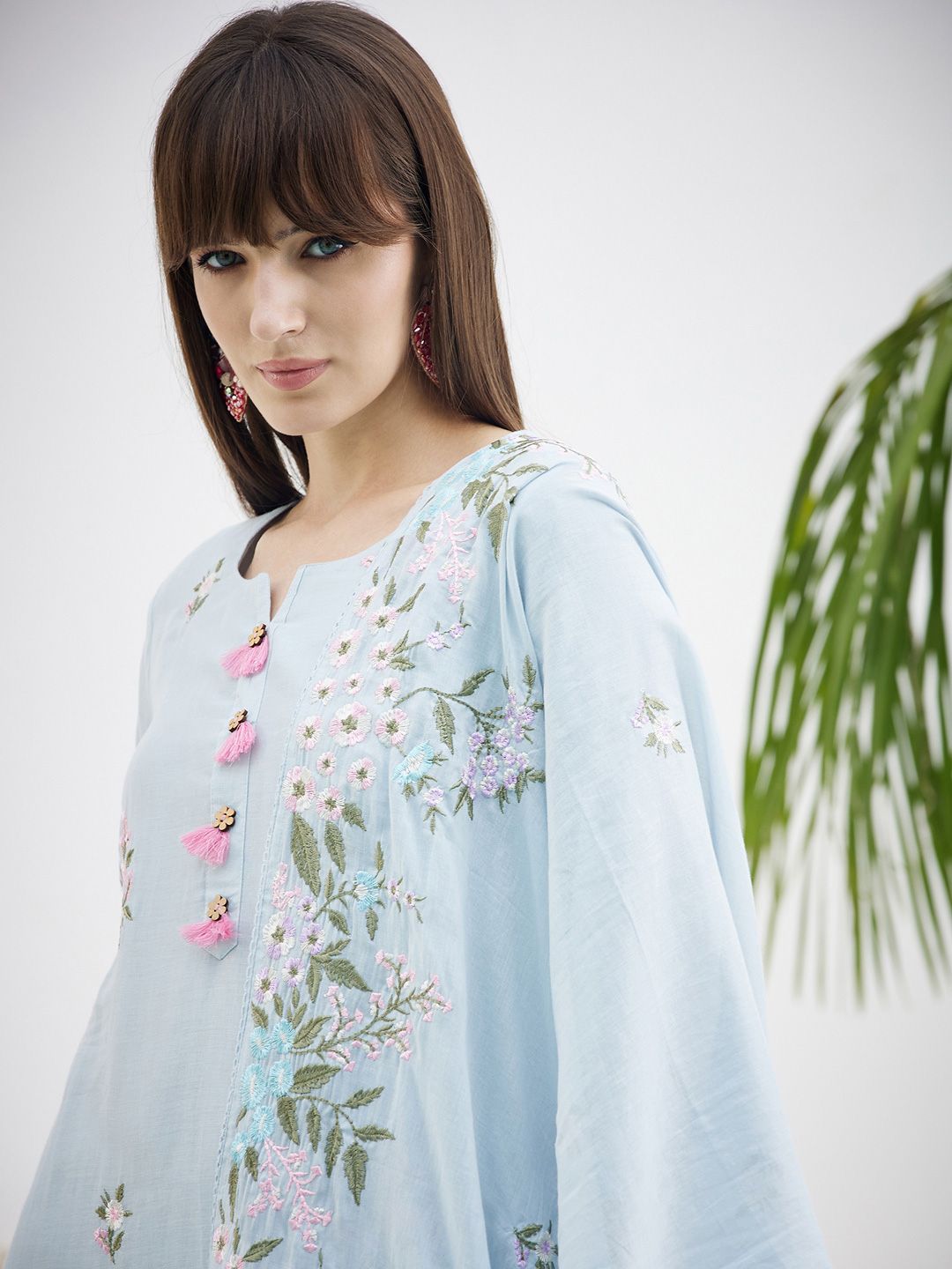 Floral Embroidered Straight Thread Work Pure Cotton Kurta With Trousers & Dupatta