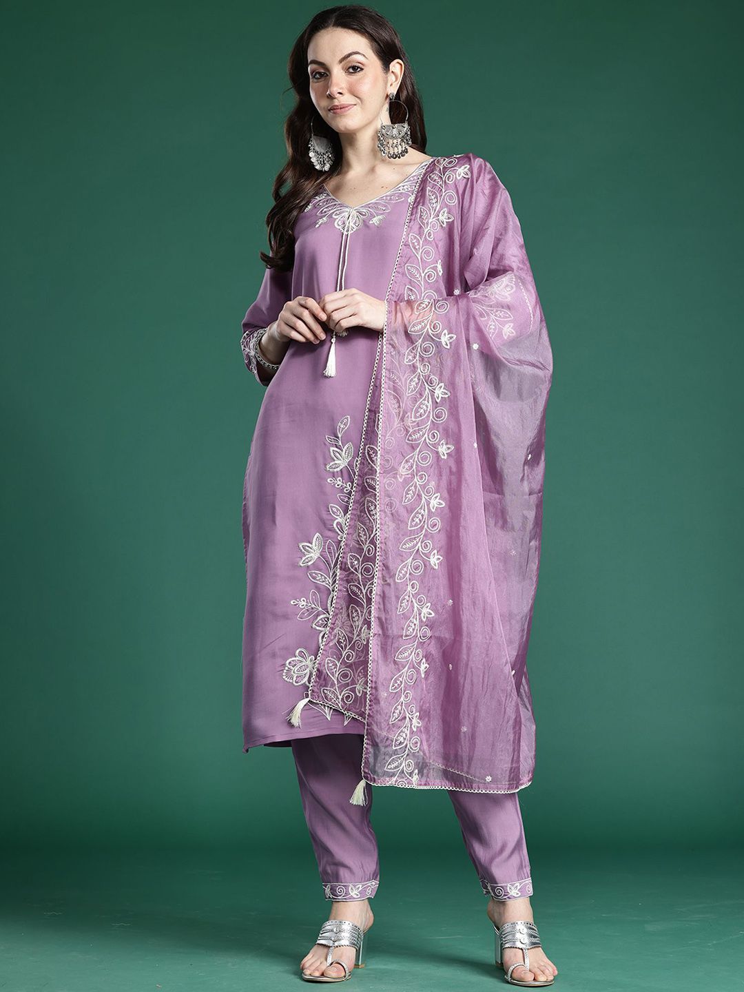 Indyancart IE Women Floral Embroidered Regular Kurta with Trousers & With Dupatta