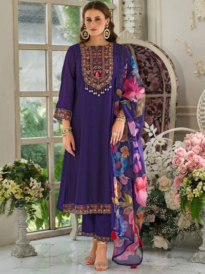 Indyancart IE Floral Embroidered Regular Sequinned Kurta With Trousers & Dupatta