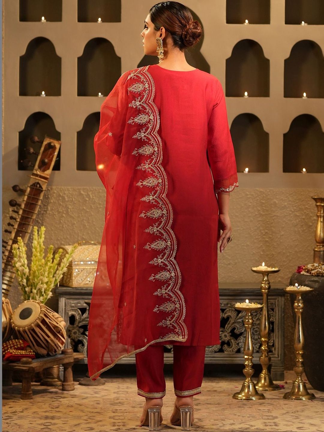 Women Ethnic Motifs Embroidered Regular Thread Work Liva Kurta with Trousers & With Dupatta