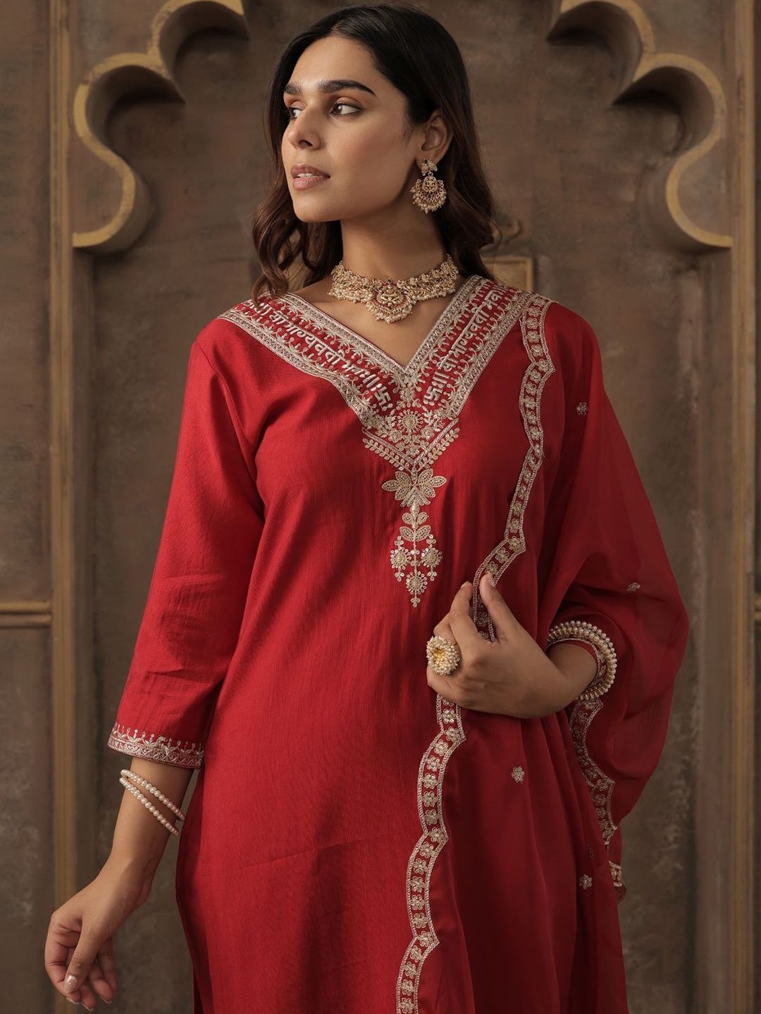 Women Ethnic Motifs Embroidered Kurta with Trousers & Dupatta