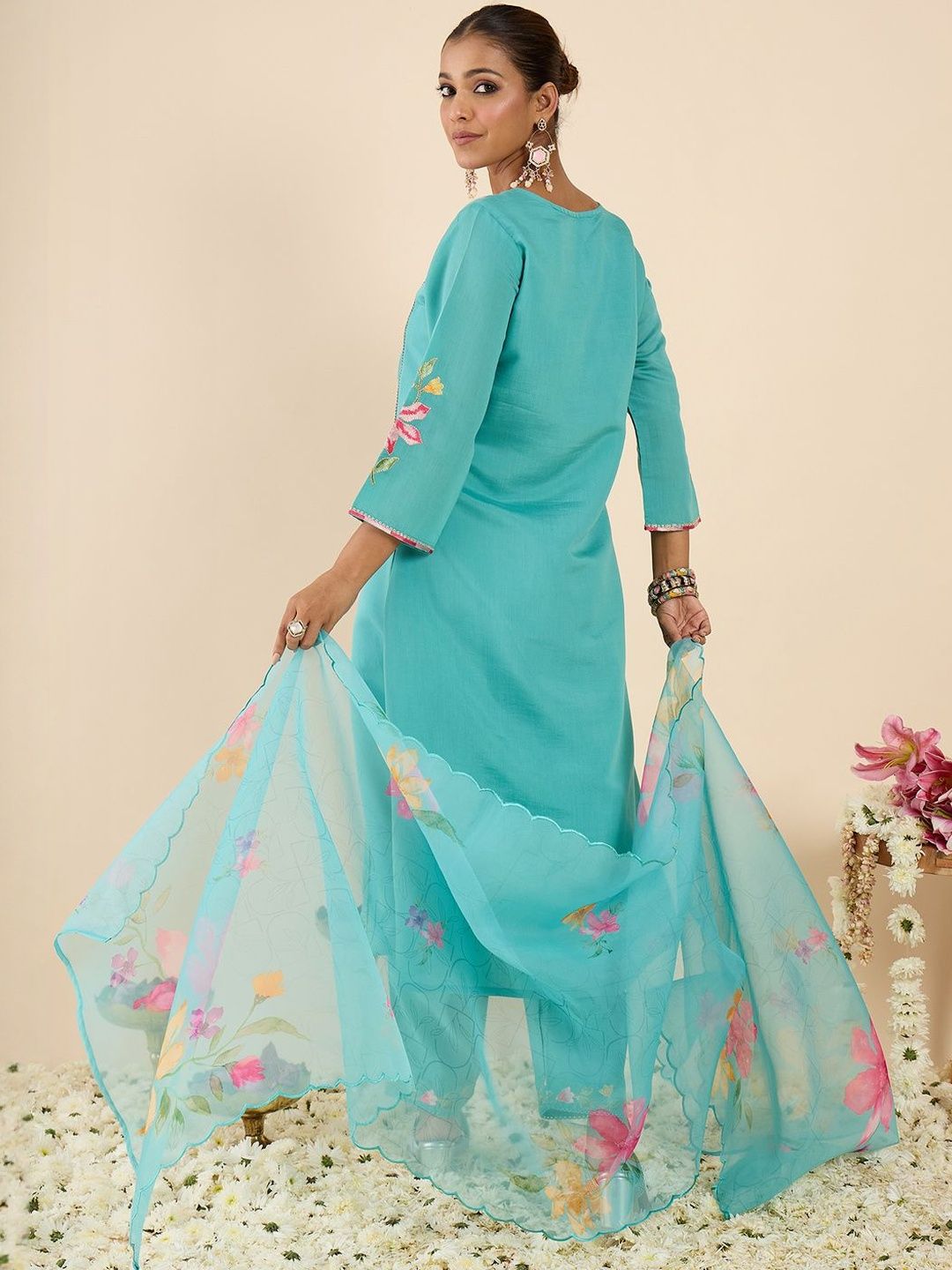 Floral Embroidered Panelled Thread Work A-Line Kurta With Trousers & Dupatta