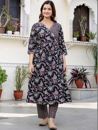 Indyancart IE Women Floral Printed Angrakha Pure Cotton Kurta with Trousers & With Dupatta
