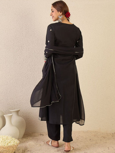 Indyancart IE Women Ethnic Motifs Embroidered Angrakha Thread Work Kurta with Trousers & With Dupatta