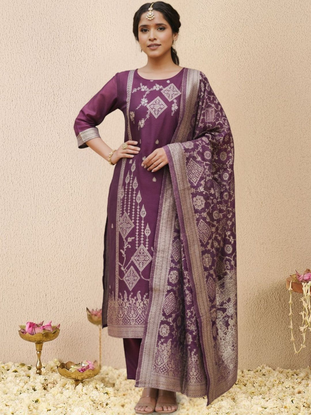 Women Ethnic Motifs Regular Kurta with Trousers & With Dupatta