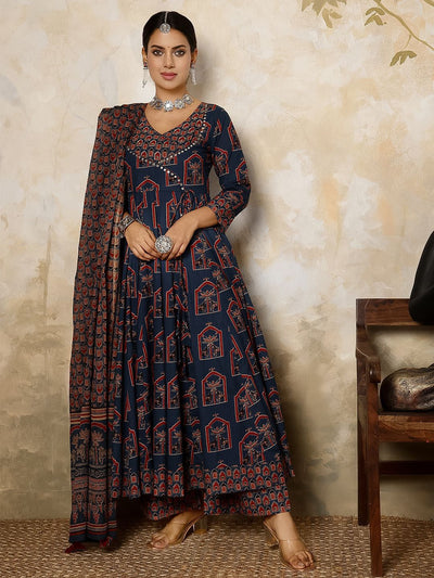 Indyancart SN Women's Printed Pure Cotton Flared V-Neck Kurta & Palazzo With Dupatta