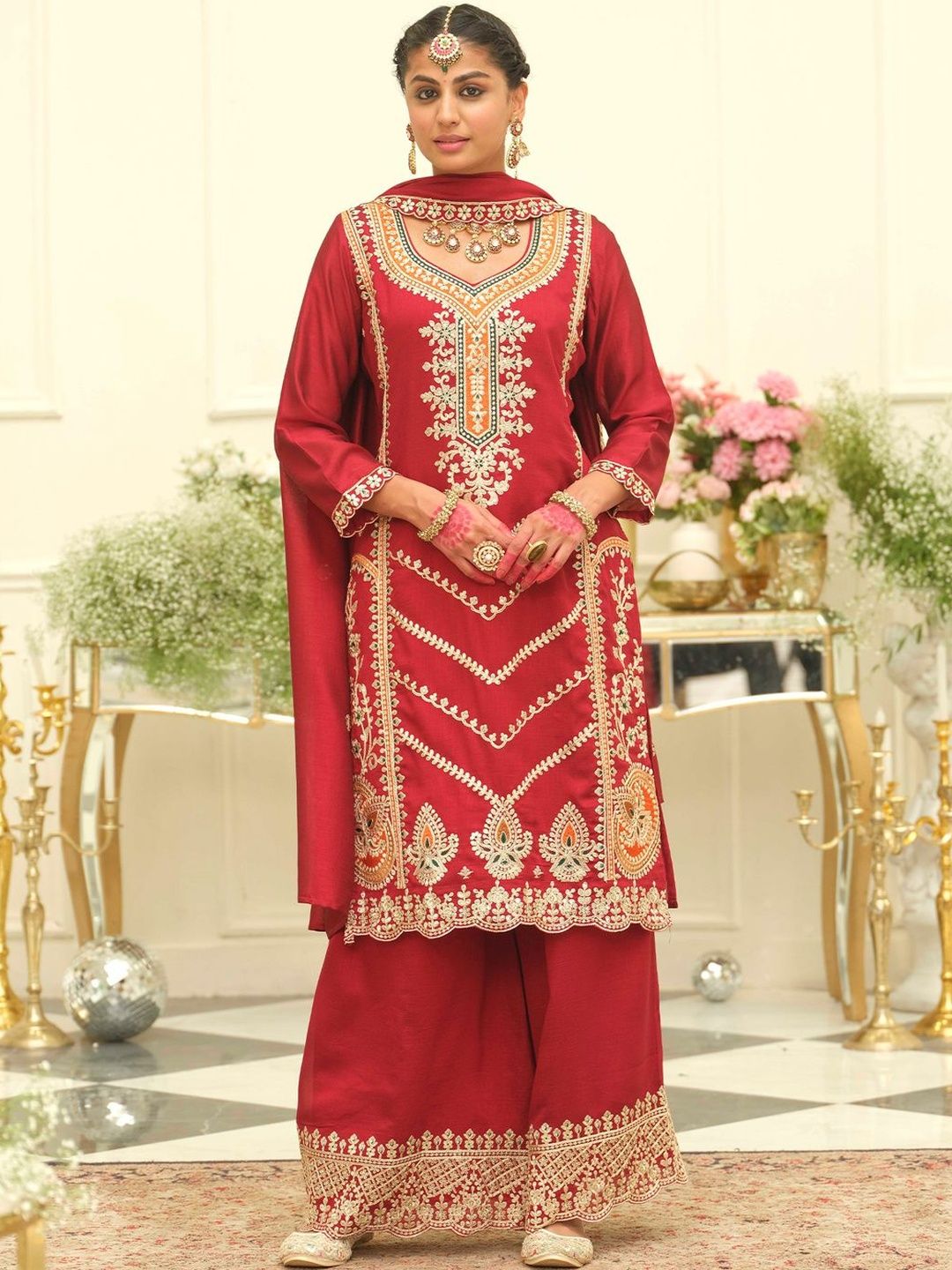Indyancart IE Women Kurta Sets