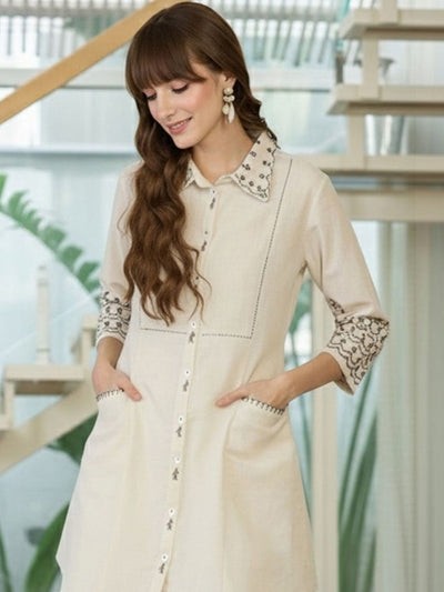 Indyancart IE Women Ethnic Motifs Embroidered Regular Thread Work Kurta with Trousers