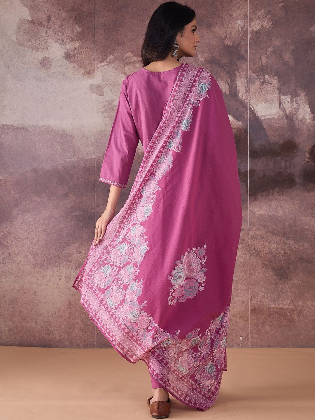Floral Printed Regular Thread Work Pure Cotton Kurta With Trousers & Dupatta
