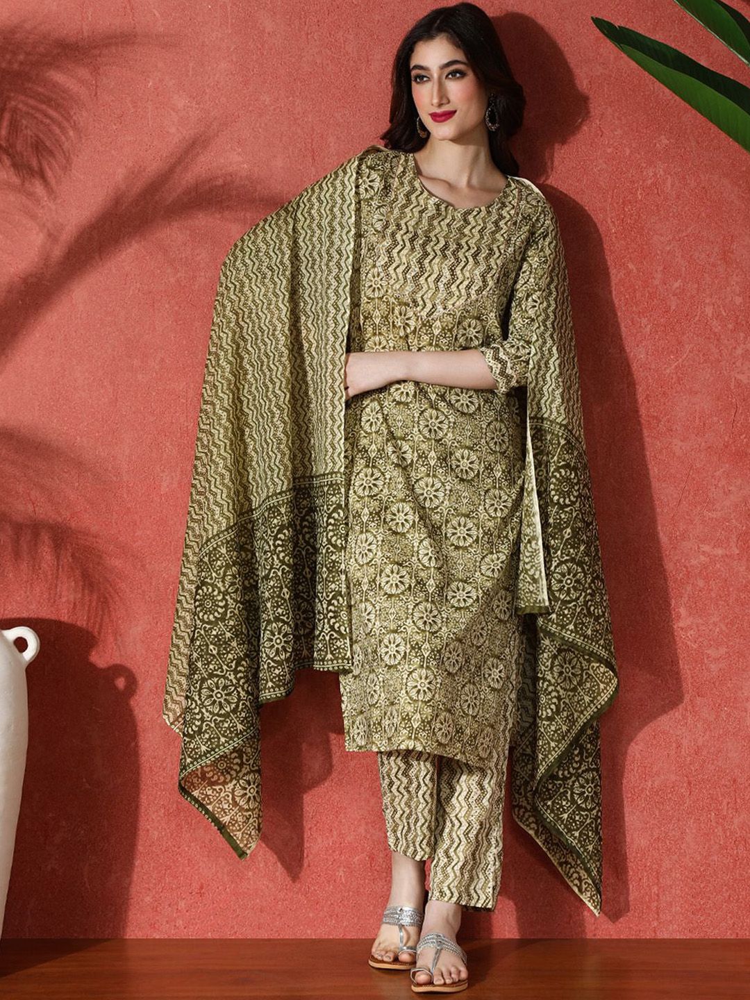 Indyancart SN Women's Printed Pure Cotton Kurta & Trouser With Dupatta