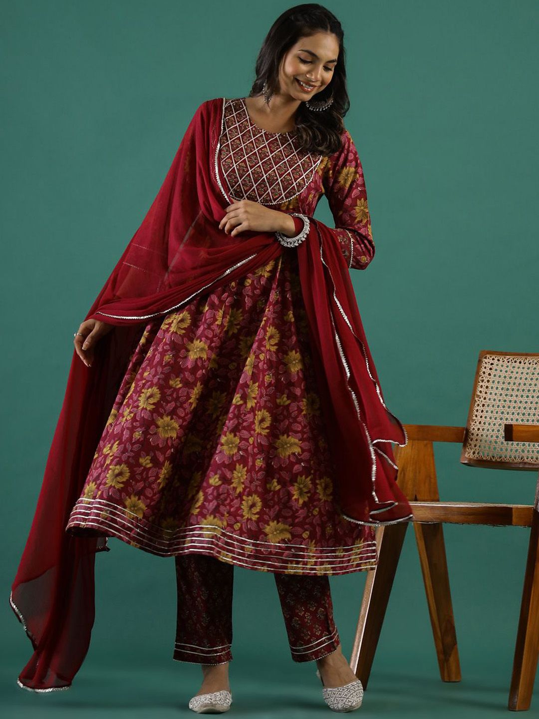Indyancart SN Women's Floral Printed Gotta Patti Pure Cotton Anarkali Kurta & Trousers With Dupatta
