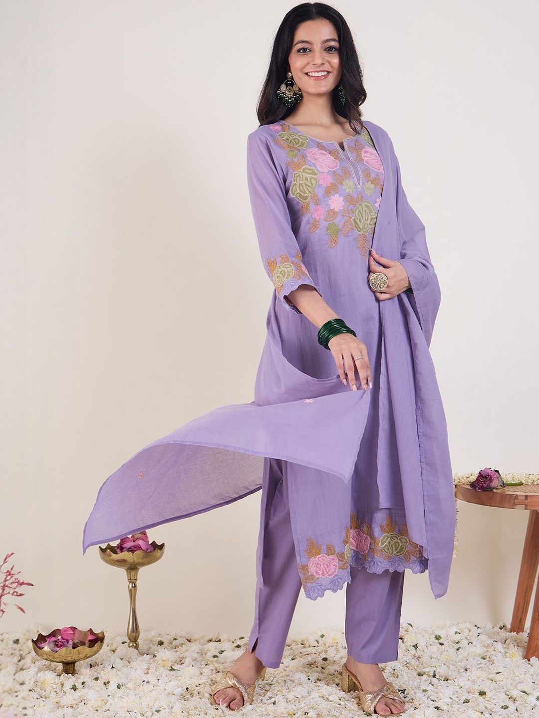Floral Embroidered Thread Work Pure Cotton Straight Kurta With Trousers & Dupatta