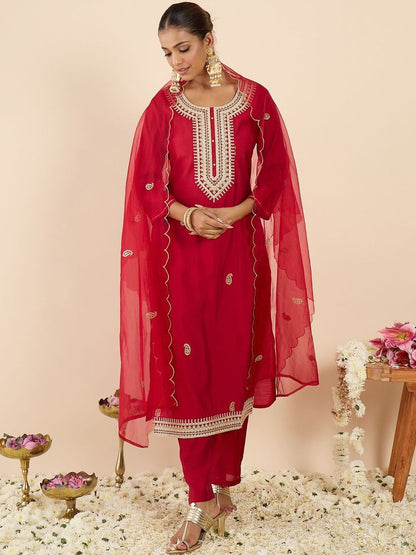 Women Ethnic Motifs Embroidered Regular Kurta with Trousers & With Dupatta