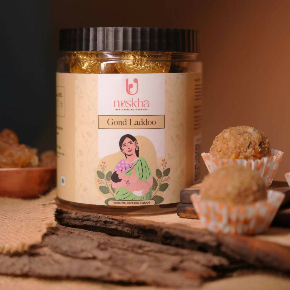 Nuskha Gond Laddoo, traditional North Indian sweet made with gond, nuts, and jaggery, displayed in a bowl.