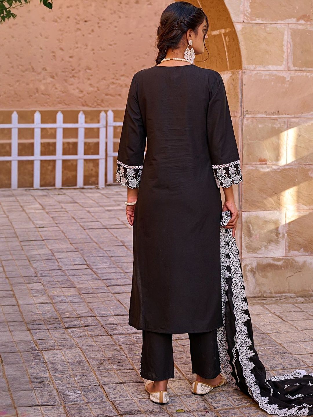 Women Ethnic Motifs Embroidered Regular Pure Cotton Kurta With Trousers & Dupatta