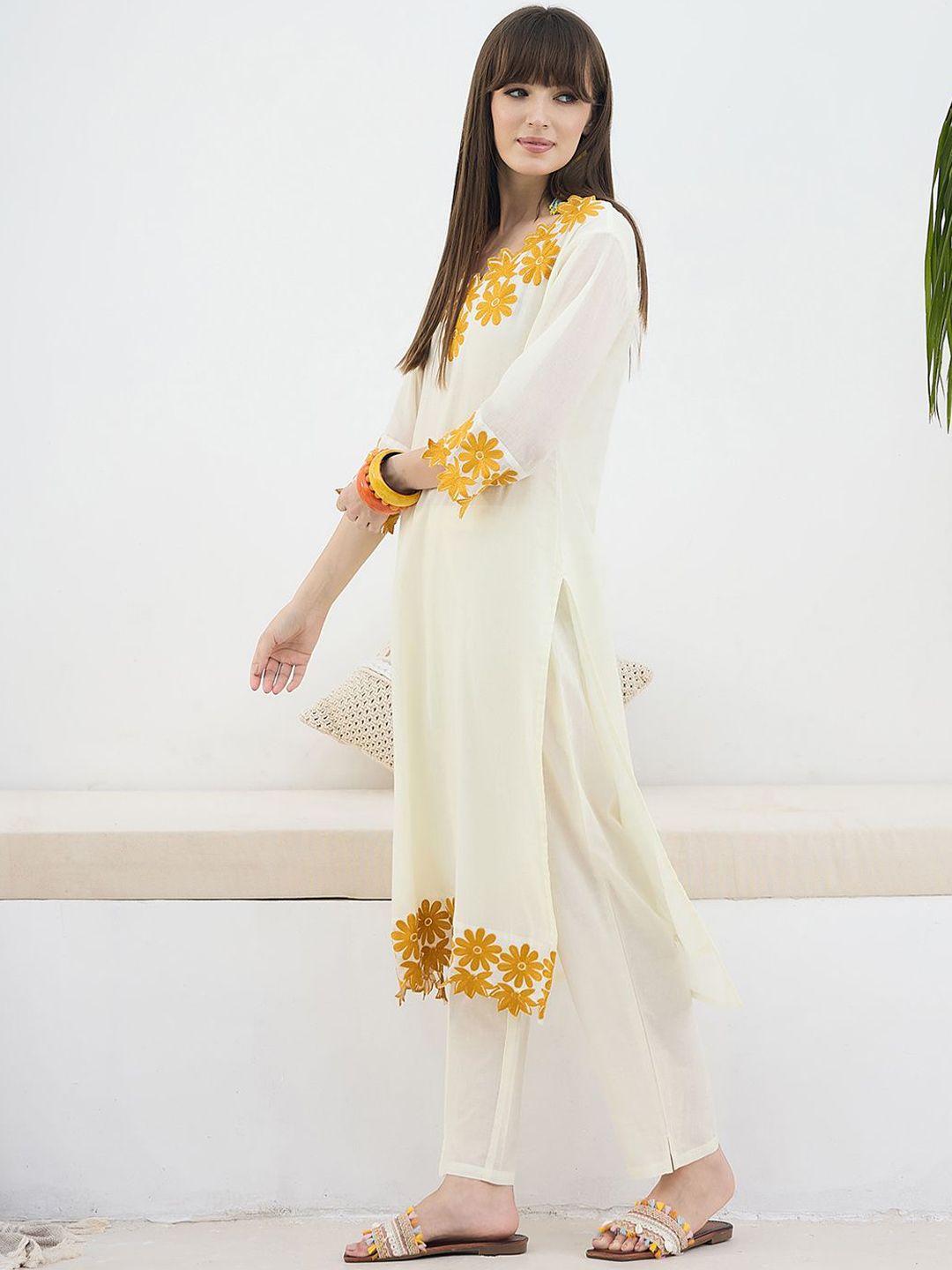 Dhiyona IE Embroidered Pure Cotton V Neck Top With Trouser