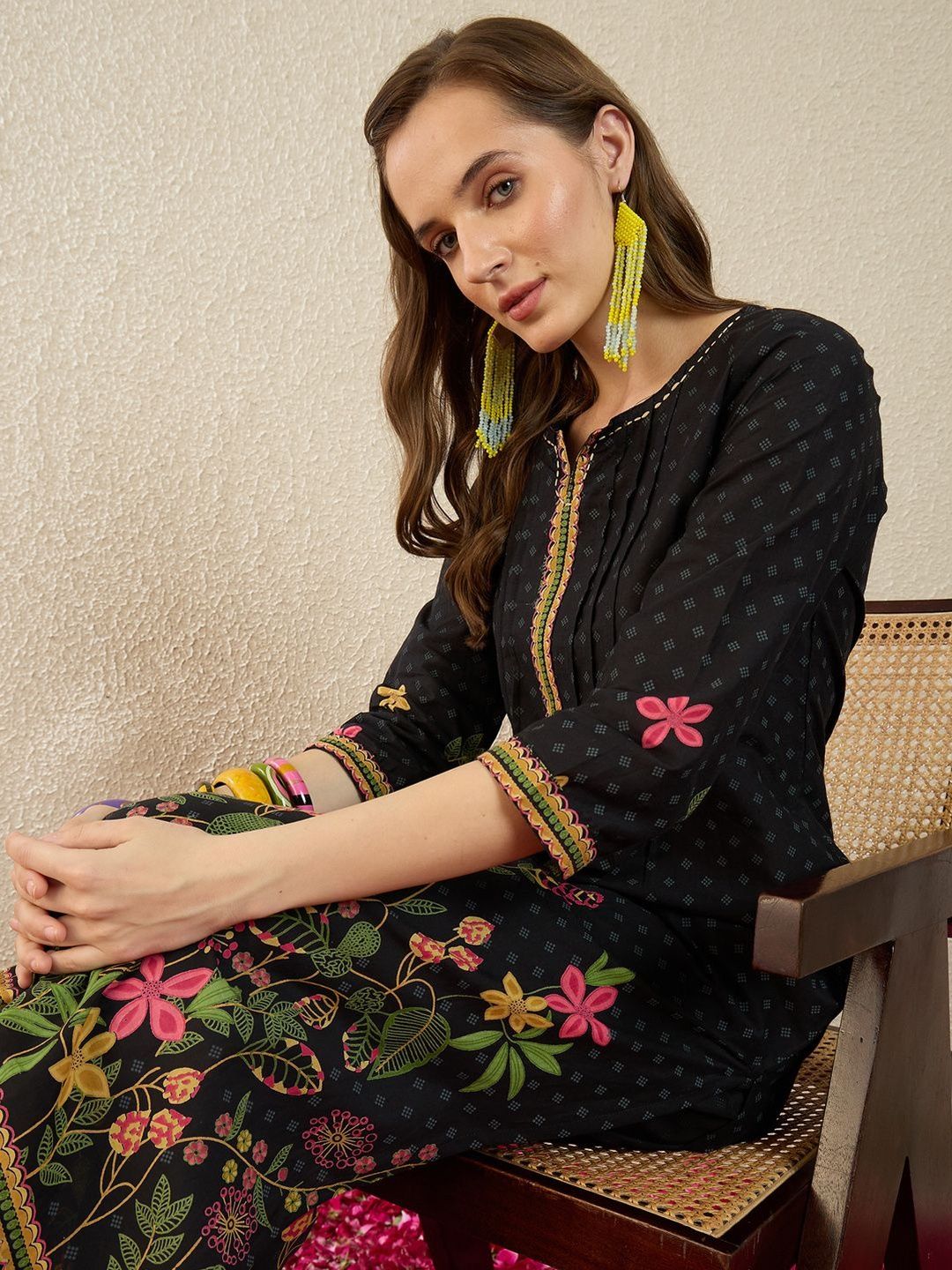 Floral Printed Thread Work Pure Cotton Straight Kurta With Trousers