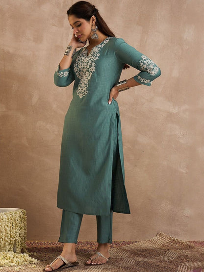Floral Embroidered Straight Thread Work Kurta With Trouser