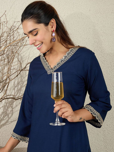 Indyancart IE Women Ethnic Motifs Embroidered V-Neck Regular Sequinned Kurta with Trousers