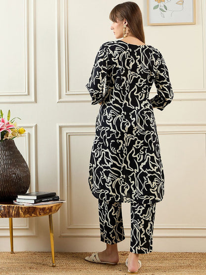 Indyancart IE Women Black Kurta Sets