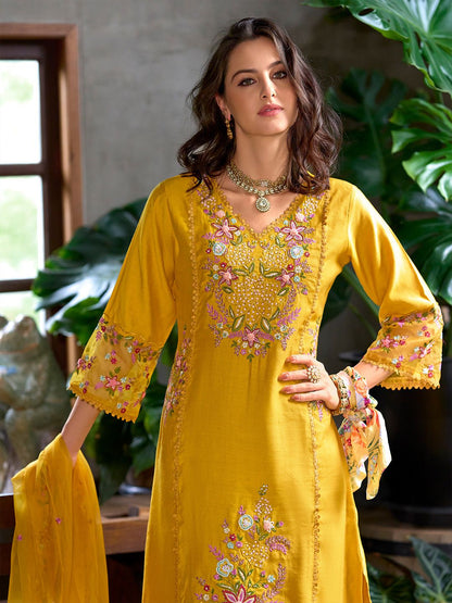 Women Floral Embroidered Panelled Sequinned Kurta with Trousers & With Dupatta