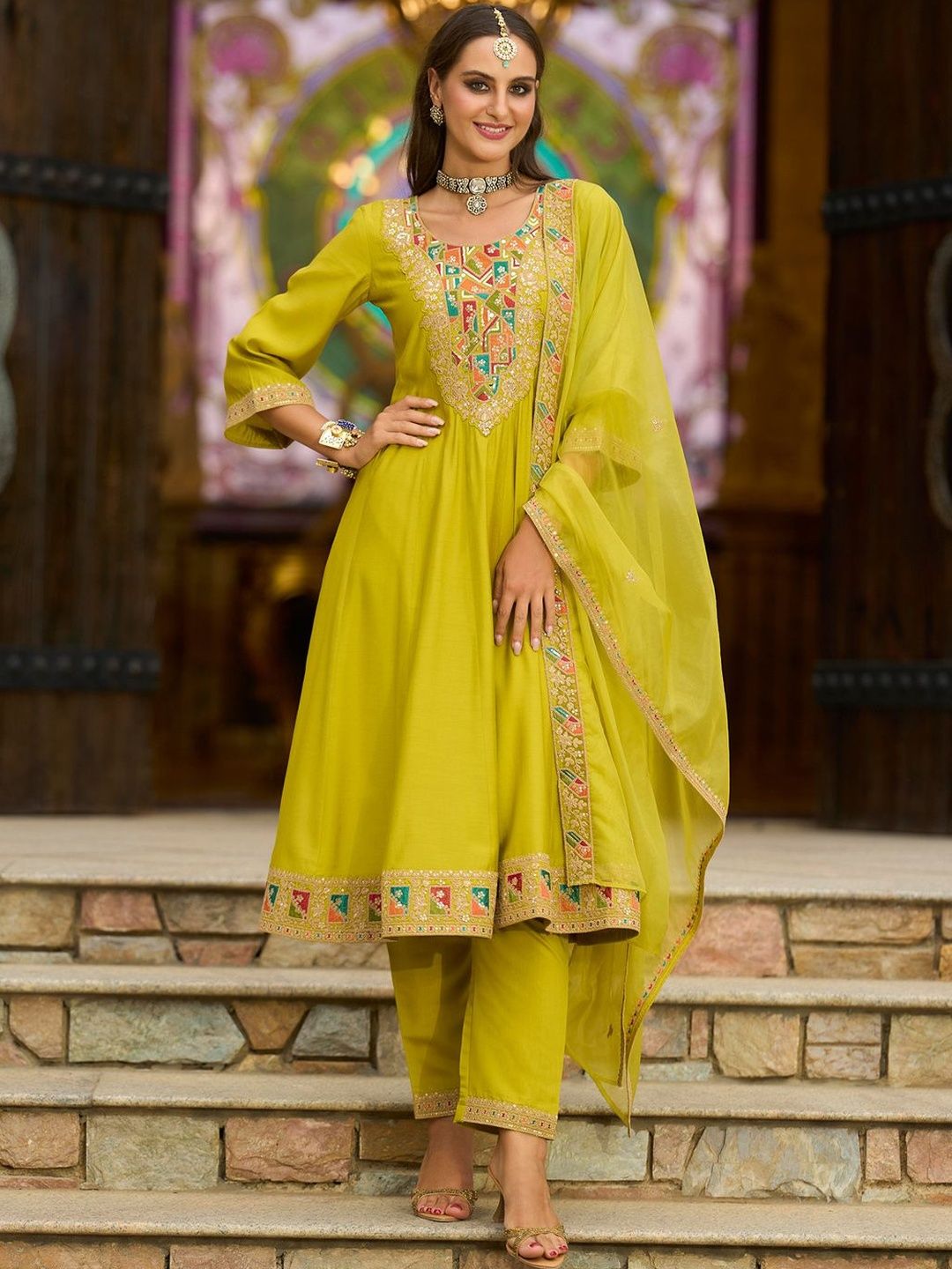Ethnic Motifs Embroidered Thread Work A-Line Kurta with Trousers & With Dupatta