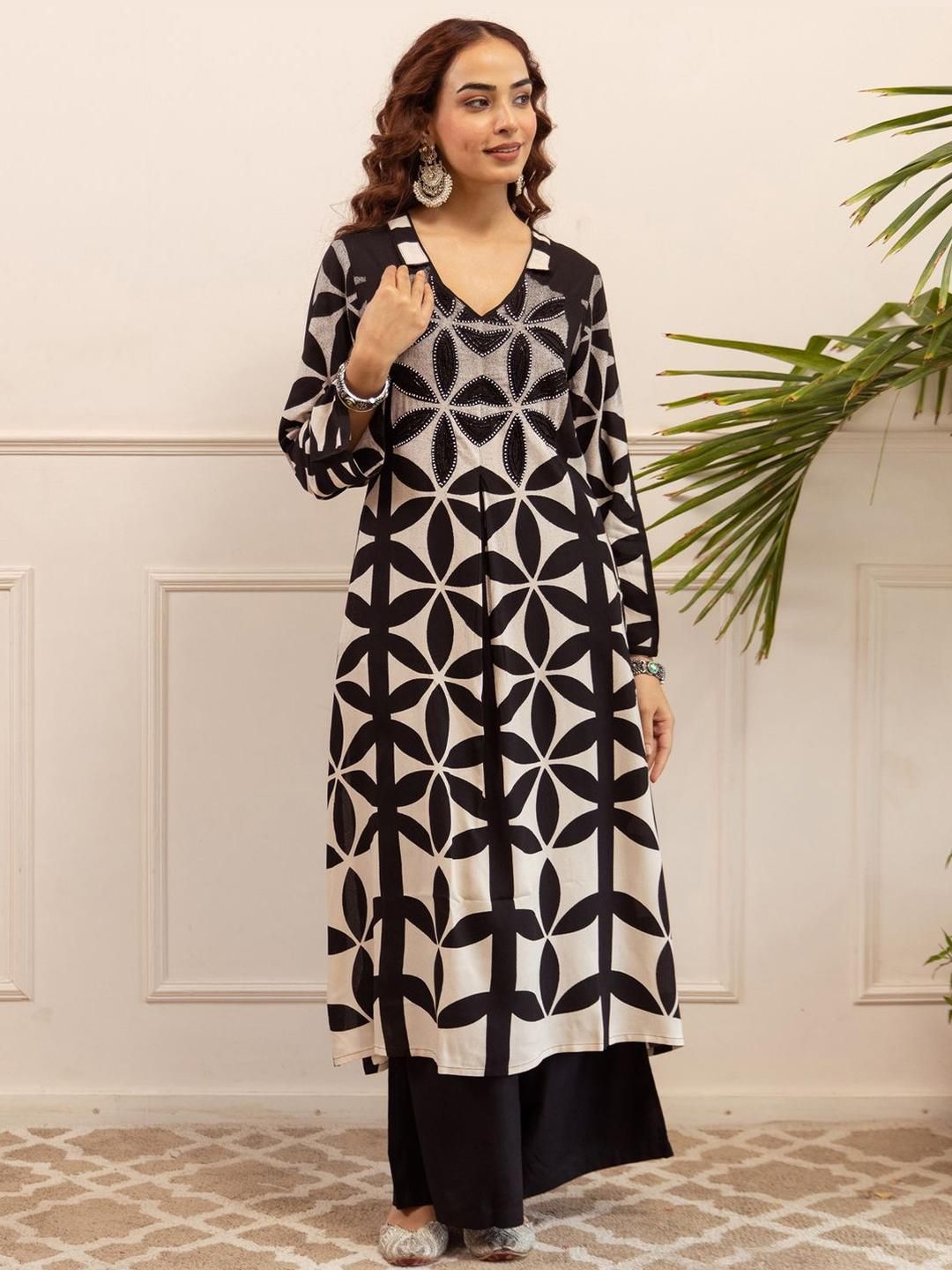 Dhiyona IE Printed V-Neck Long Sleeve Tunic With Trouser Co-Ords