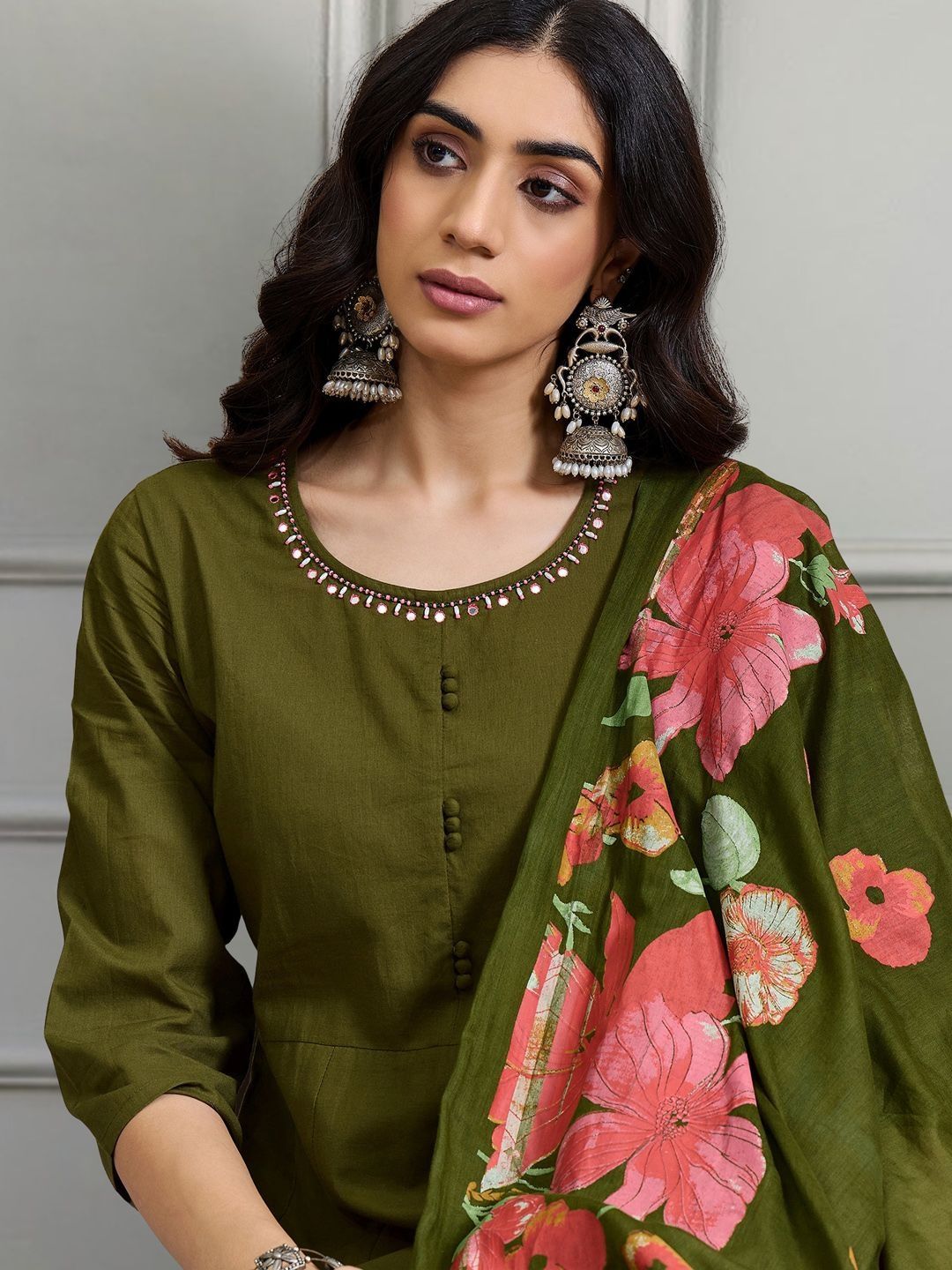 Women Floral Printed Panelled Thread Work Pure Cotton Kurta with Trousers & With Dupatta
