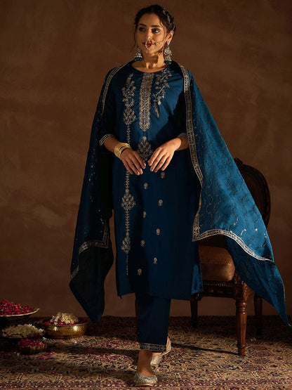 Indyancart IE Ethnic Motifs Embroidered Thread Work Straight Kurta With Trousers & Dupatta