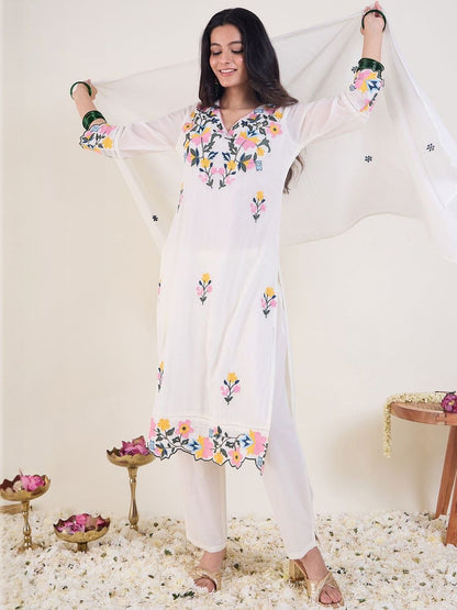 Floral Embroidered Thread Work Pure Cotton Kurta With Trousers & Dupatta