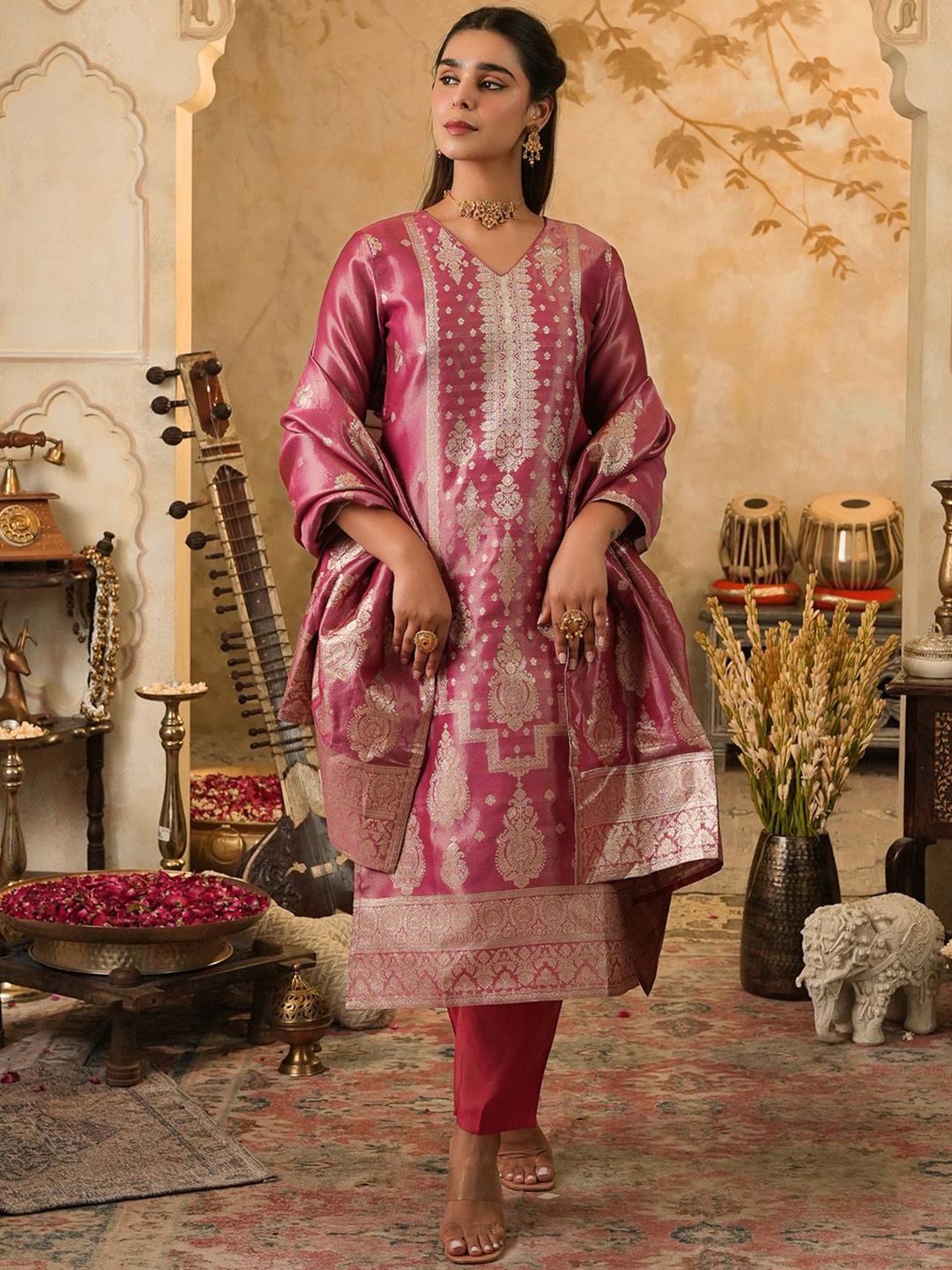 Women Ethnic Motifs Woven Design Kurta with Trousers & Dupatta