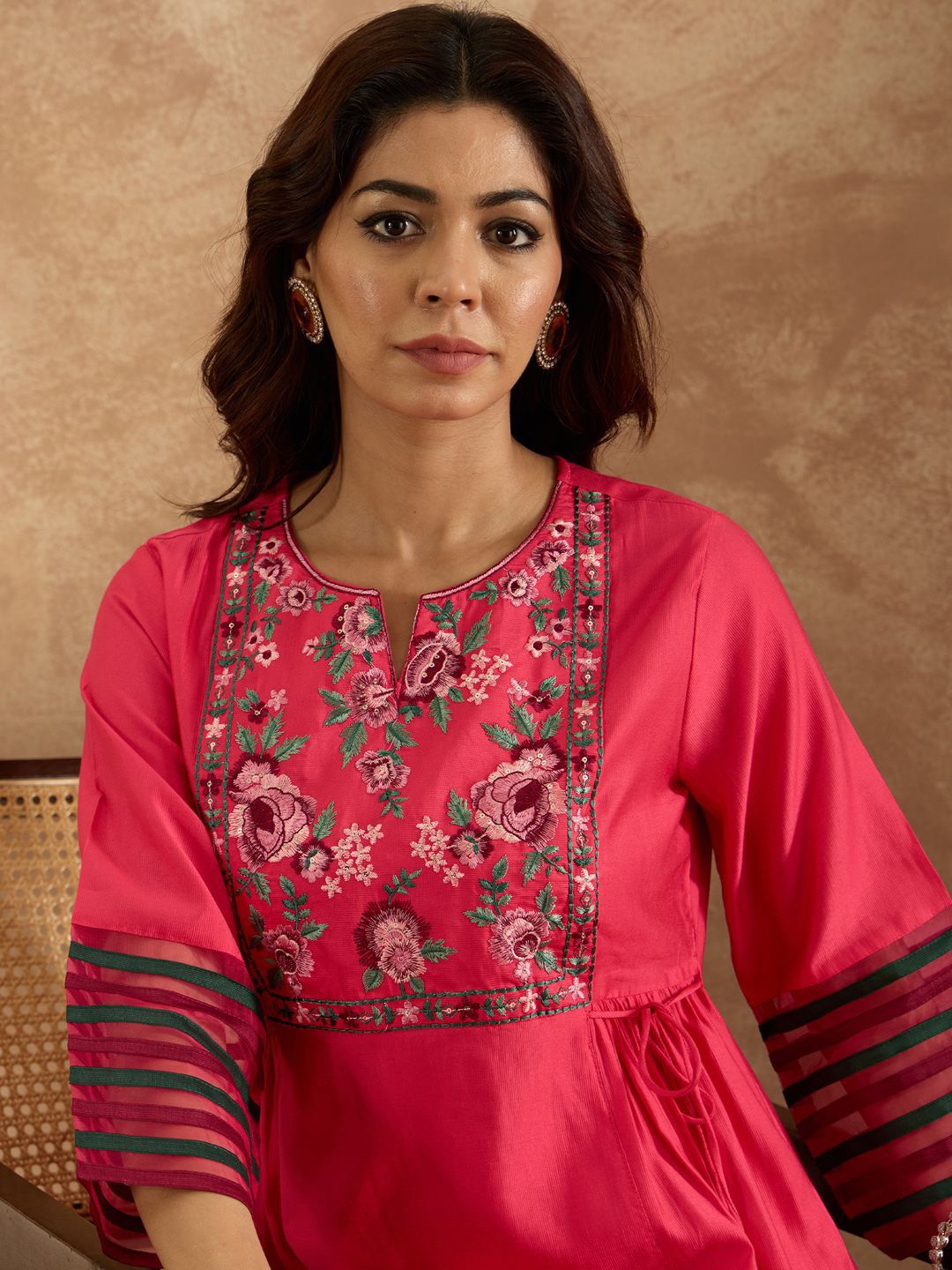 Indyancart IE Women Floral Embroidered Empire Thread Work Liva Kurta with Trousers