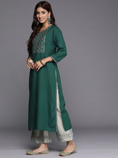 Indyancart IE Pack of 2 Yoke Embroidered Thread Work Kurta