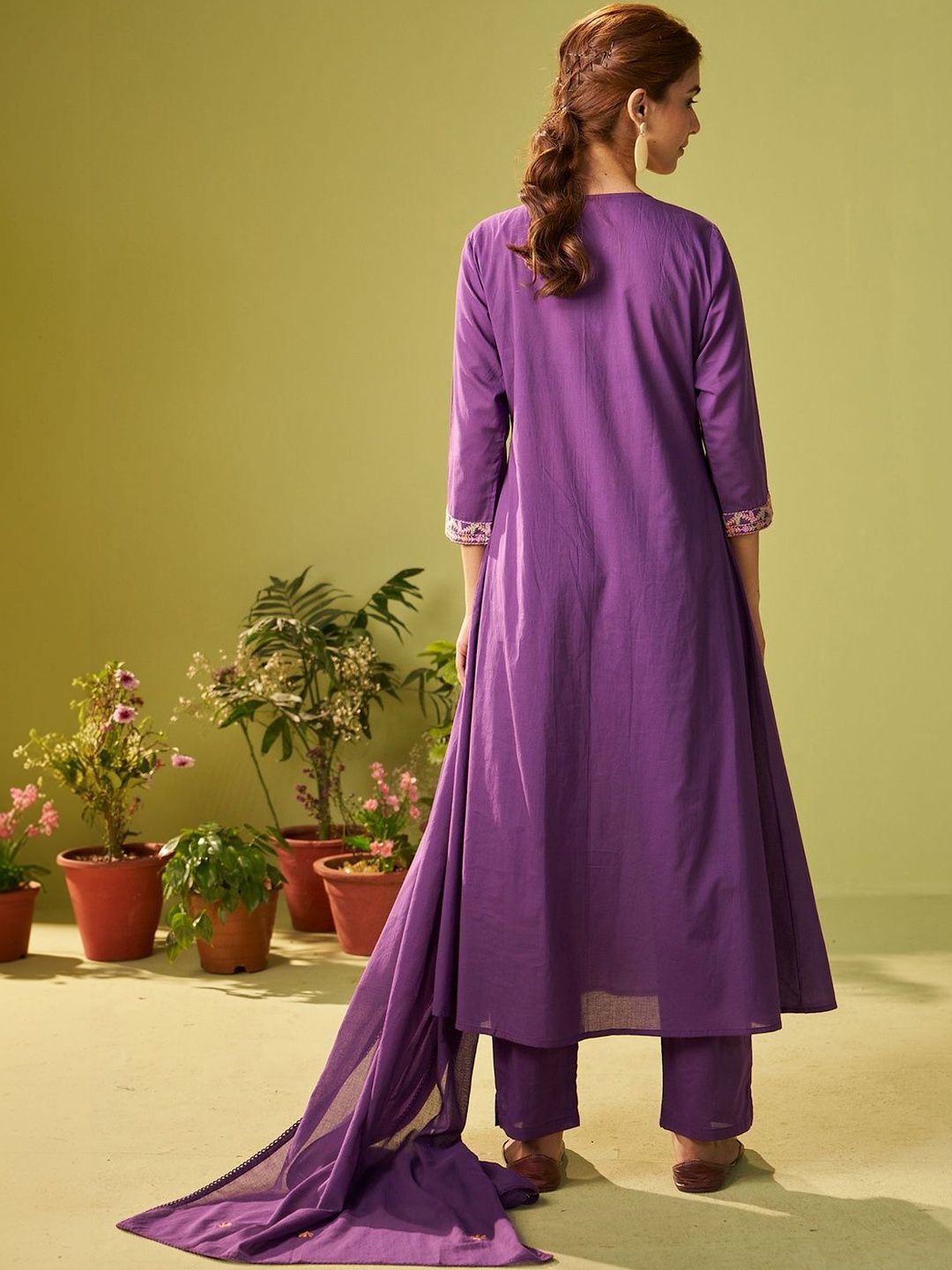 Women Ethnic Motifs Embroidered Empire Thread Work Pure Cotton Kurta with Trousers & With Dupatta