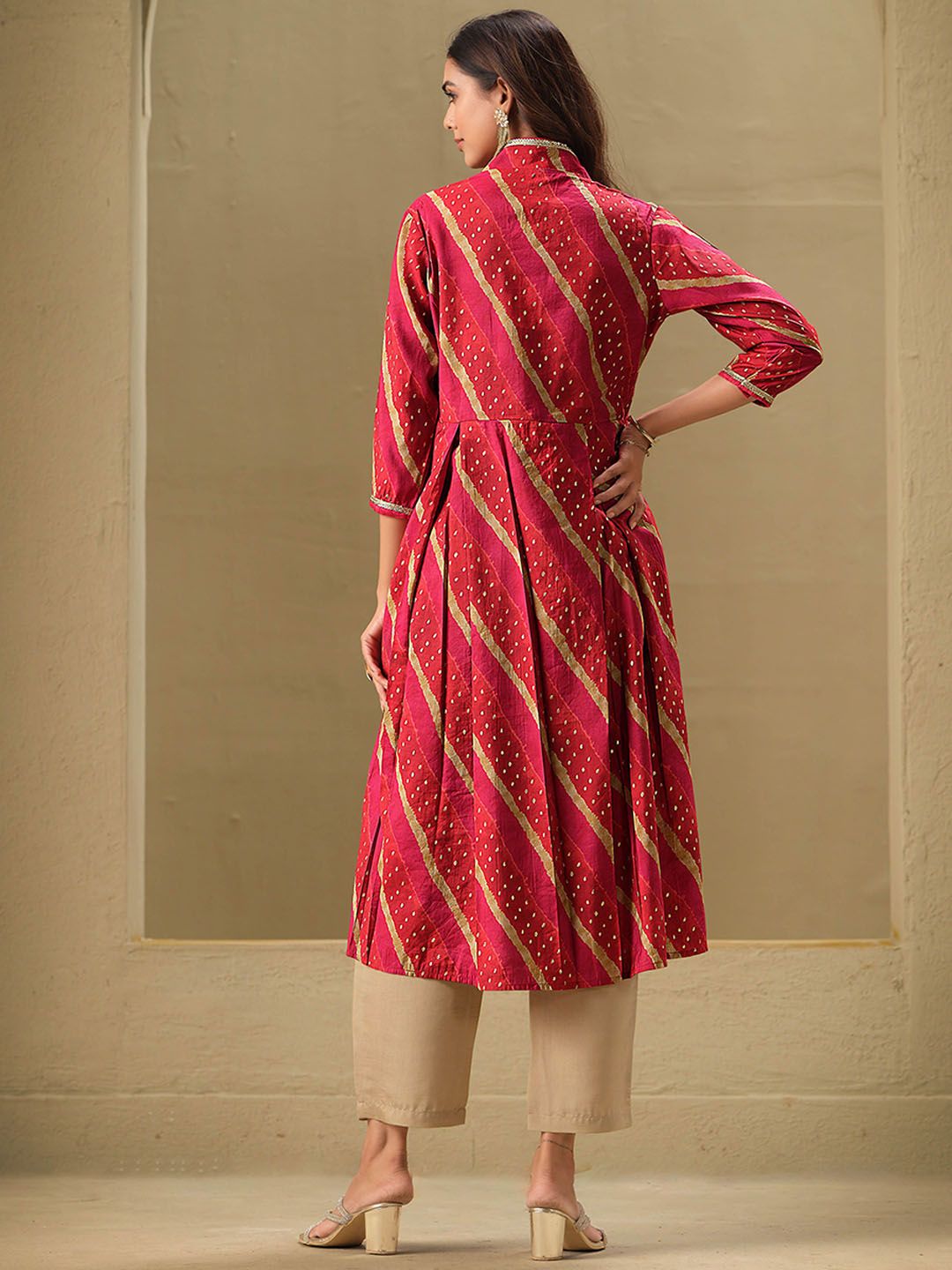 Indyancart SN Women's Leheriya Printed A-Line Kurta & Trousers Set