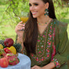 Dhiyona IE Women Floral Embroidered Thread Work Liva Kurta with Trousers & With Dupatta