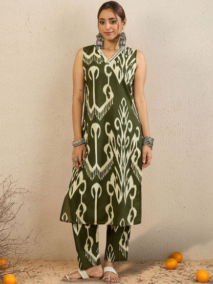 Women Ethnic Motifs Printed Regular Pure Cotton Kurta with Trousers & With Dupatta