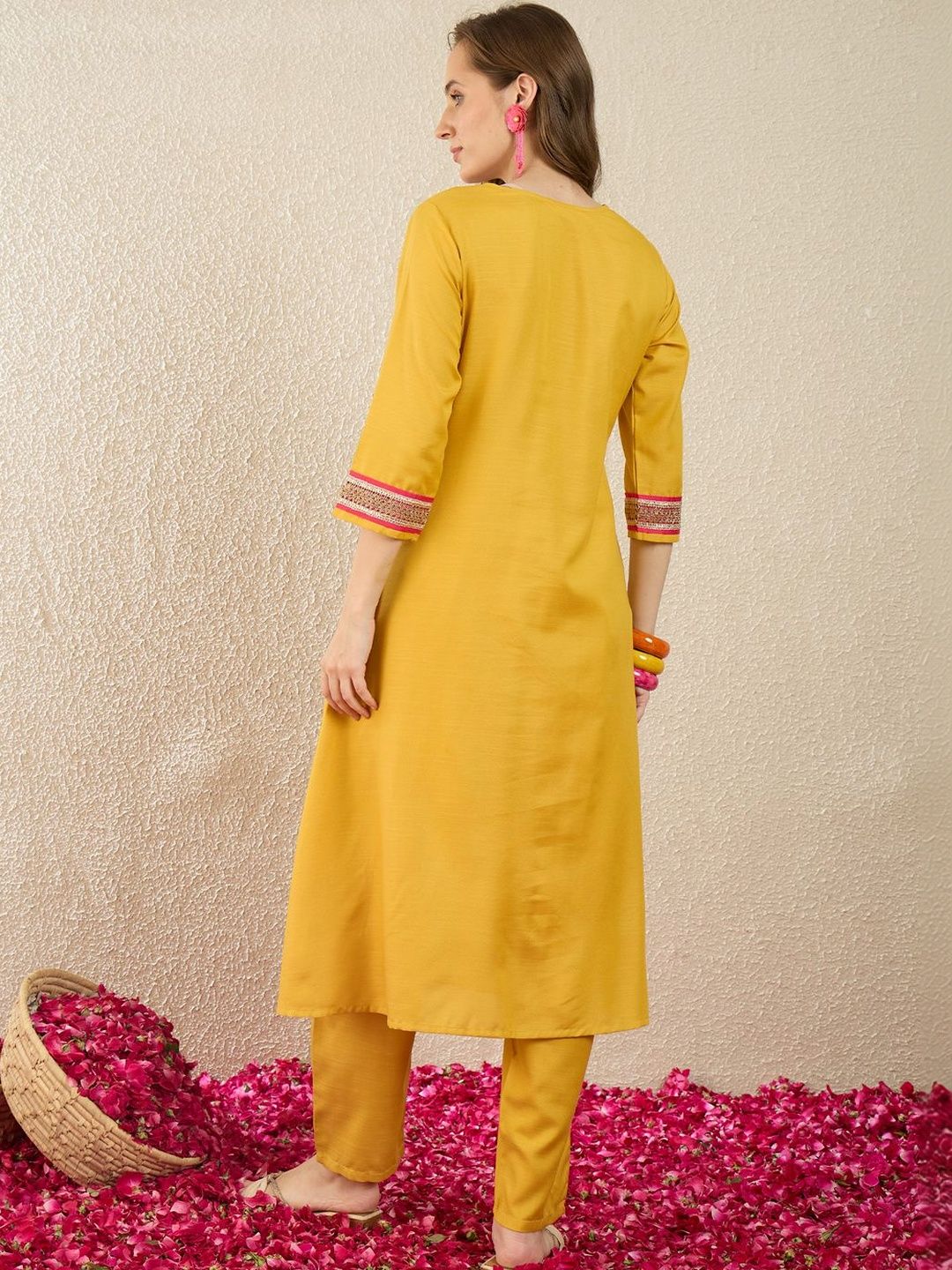 Women Empire Thread Work Kurta with Trousers