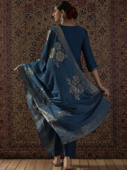 Ethnic Motifs Embroidered Round Neck Thread Work Kurta With Trousers & Dupatta