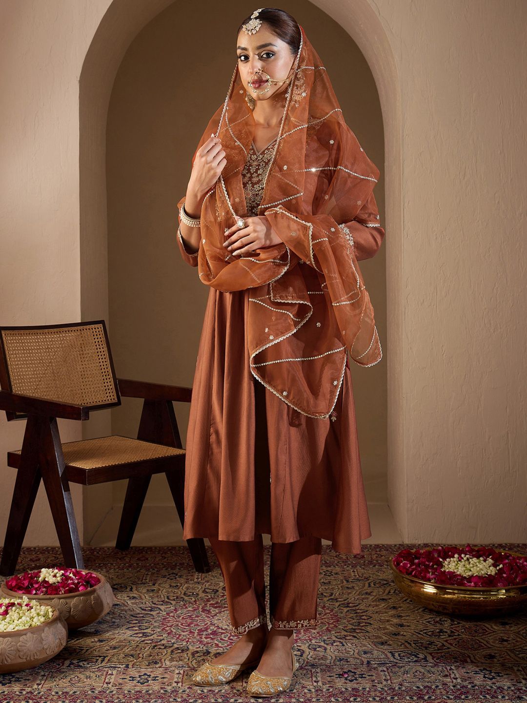 Women Ethnic Motifs Embroidered Regular Liva Kurta with Trousers & With Dupatta