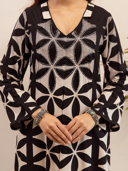 Dhiyona IE Printed V-Neck Long Sleeve Tunic With Trouser Co-Ords